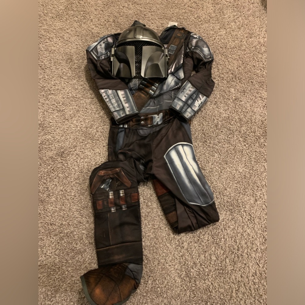 Mandalorian costume